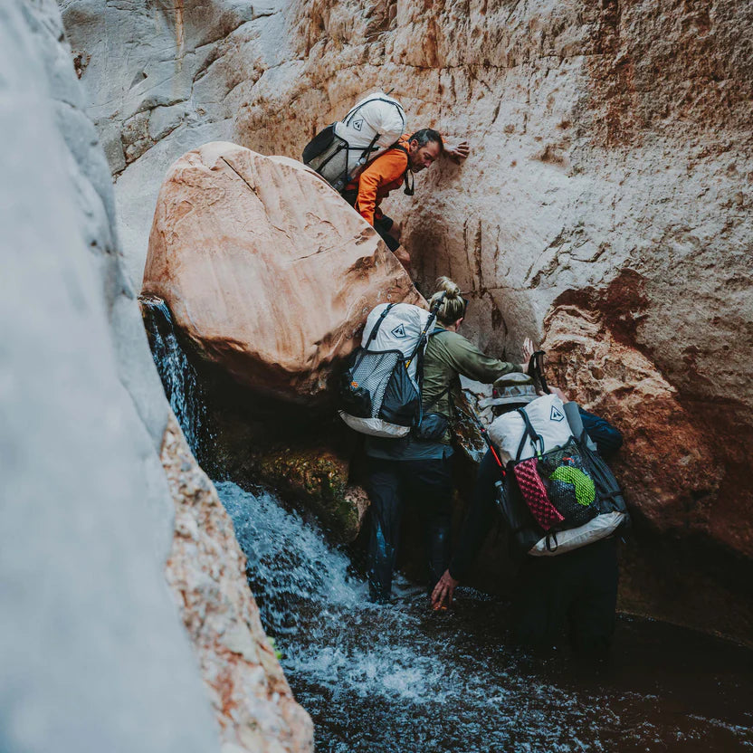 【Hyperlite Mountain Gear】ハイパーライトマウンテンギア New Junction ”2Color”