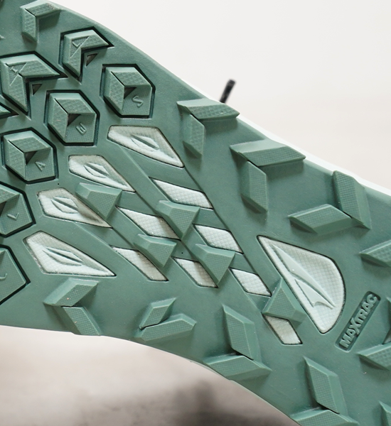 【ALTRA】アルトラ women's Lone Peak 8 "2Color"