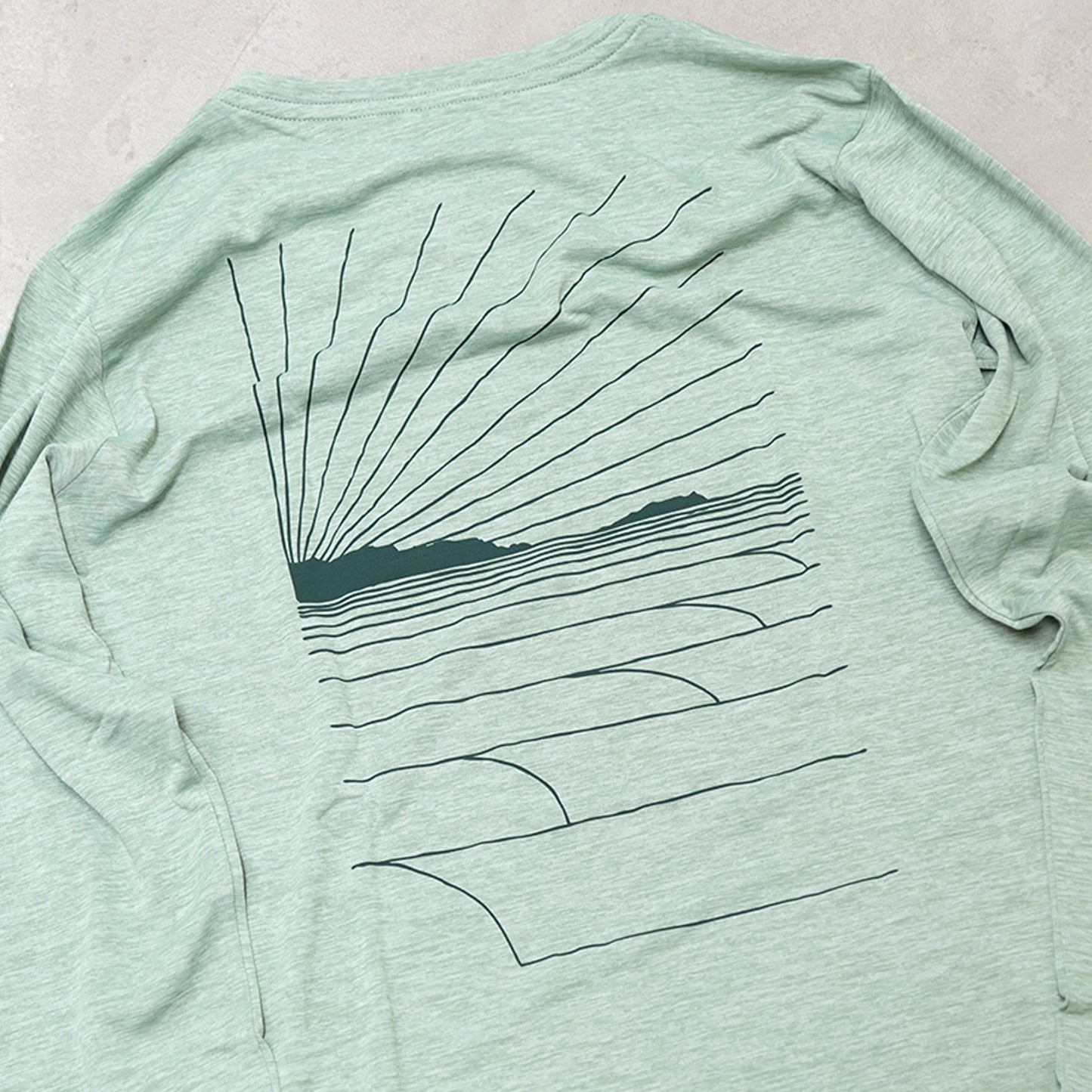 【patagonia】パタゴニア women's L/S Capilene Cool Daily Graphic Shirt(Waters) ※ネコポス可