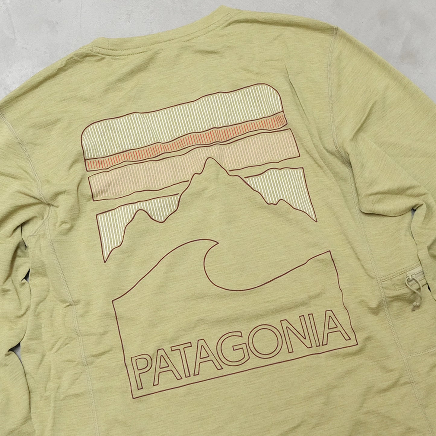 【patagonia】パタゴニア women's Long-Sleeved Capilene Cool Sun Shirt - Peak Visions "GGNX" ※ネコポス可