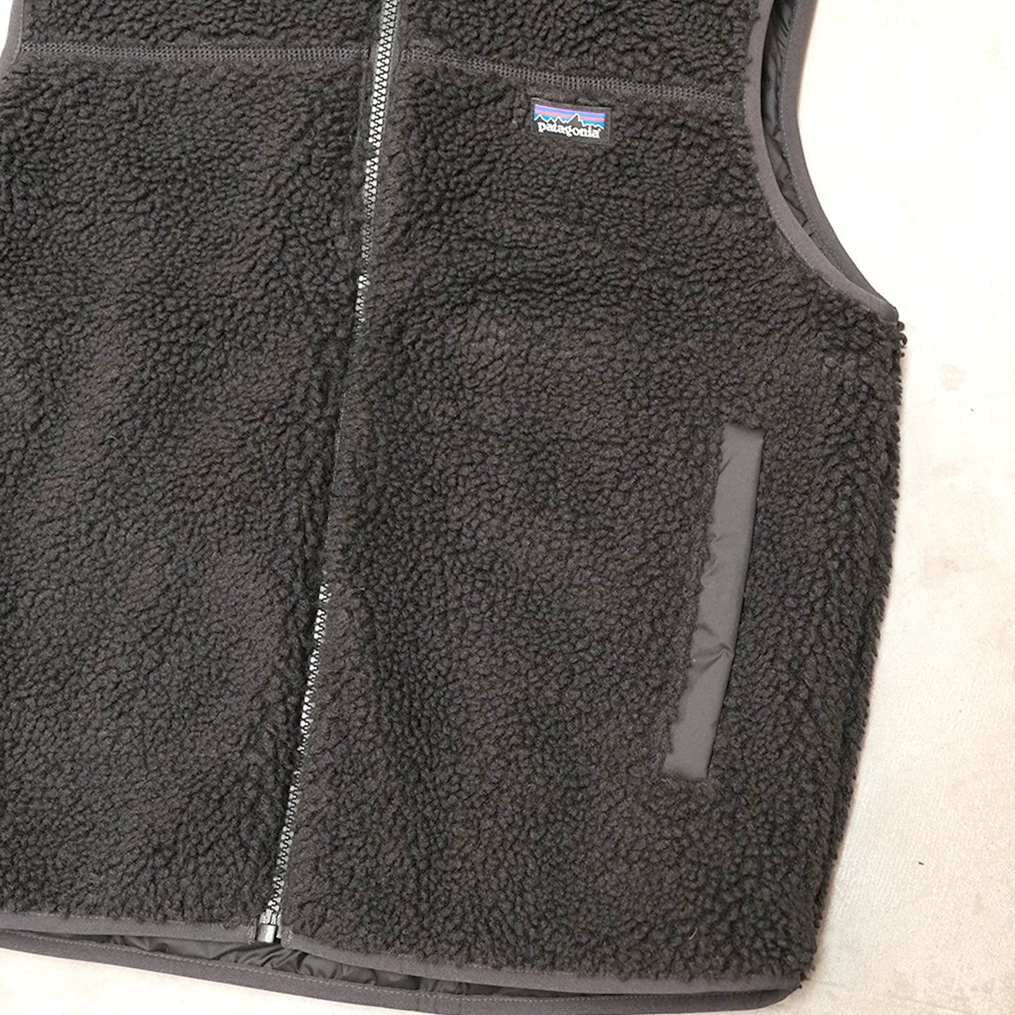 【patagonia】パタゴニア Kids Reversible Ready Freddy Vest "Ink Black"