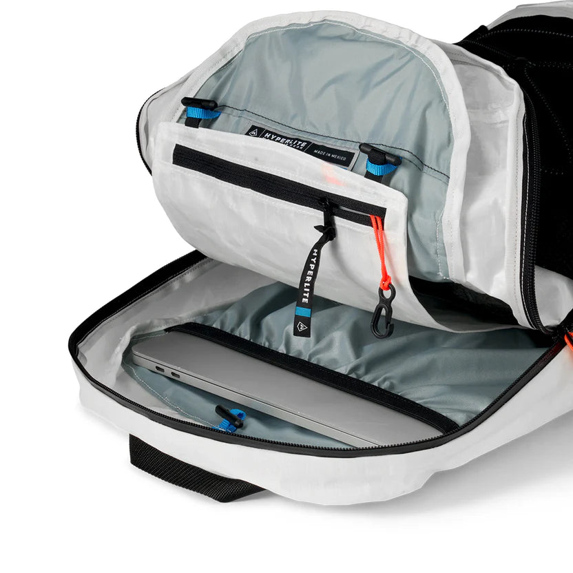 【Hyperlite Mountain Gear】ハイパーライトマウンテンギア Daybreak 22 "2Color"