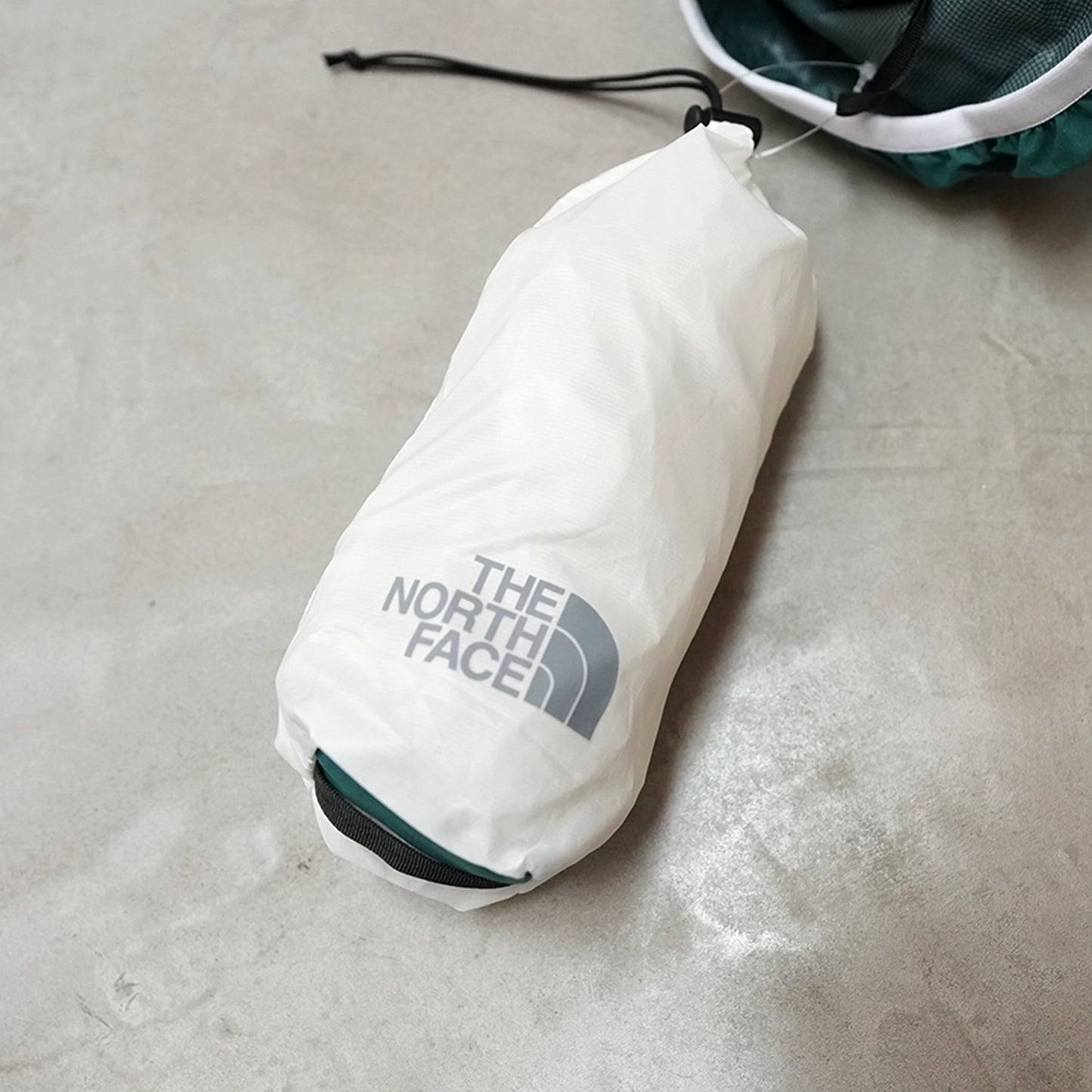 【THE NORTH FACE GAR】ザノースフェイス unisex GAR Light Rain Jacket "TNF Green"