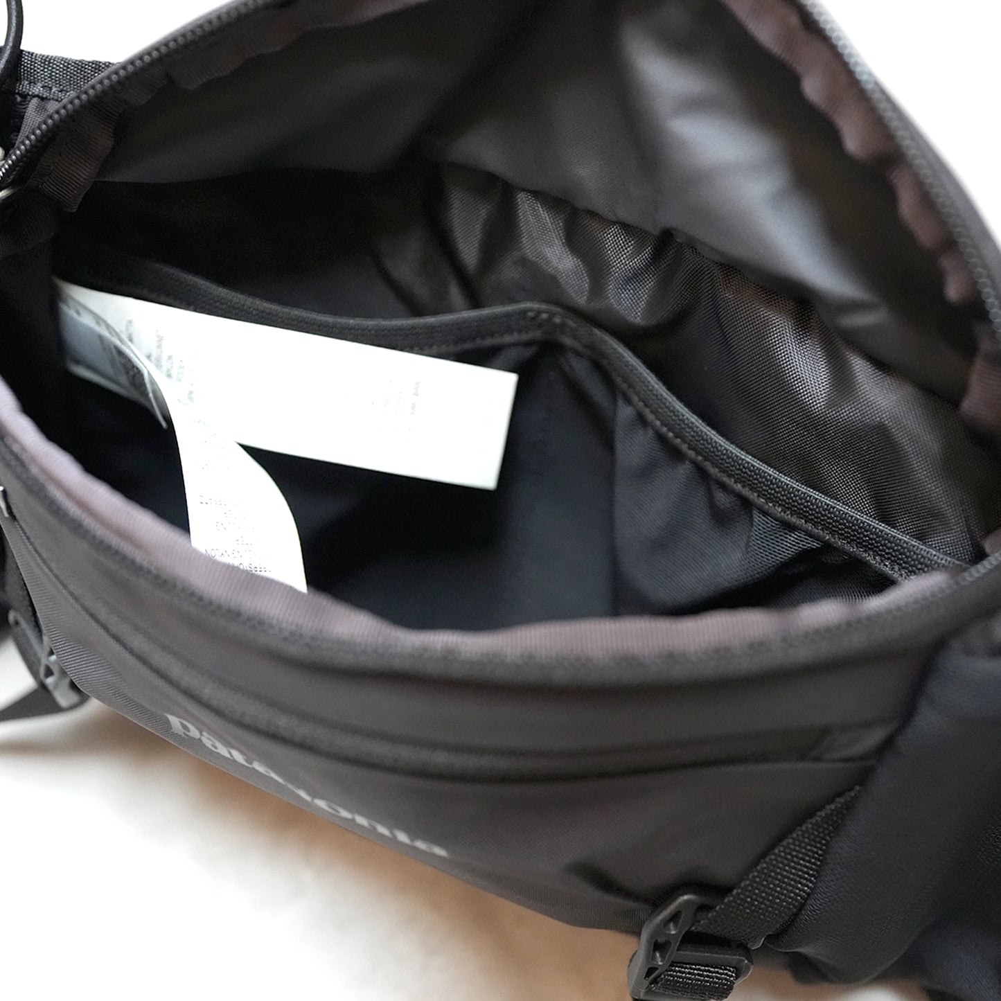 【patagonia】 パタゴニア Dirt Roamer Waist Pack ”Black”