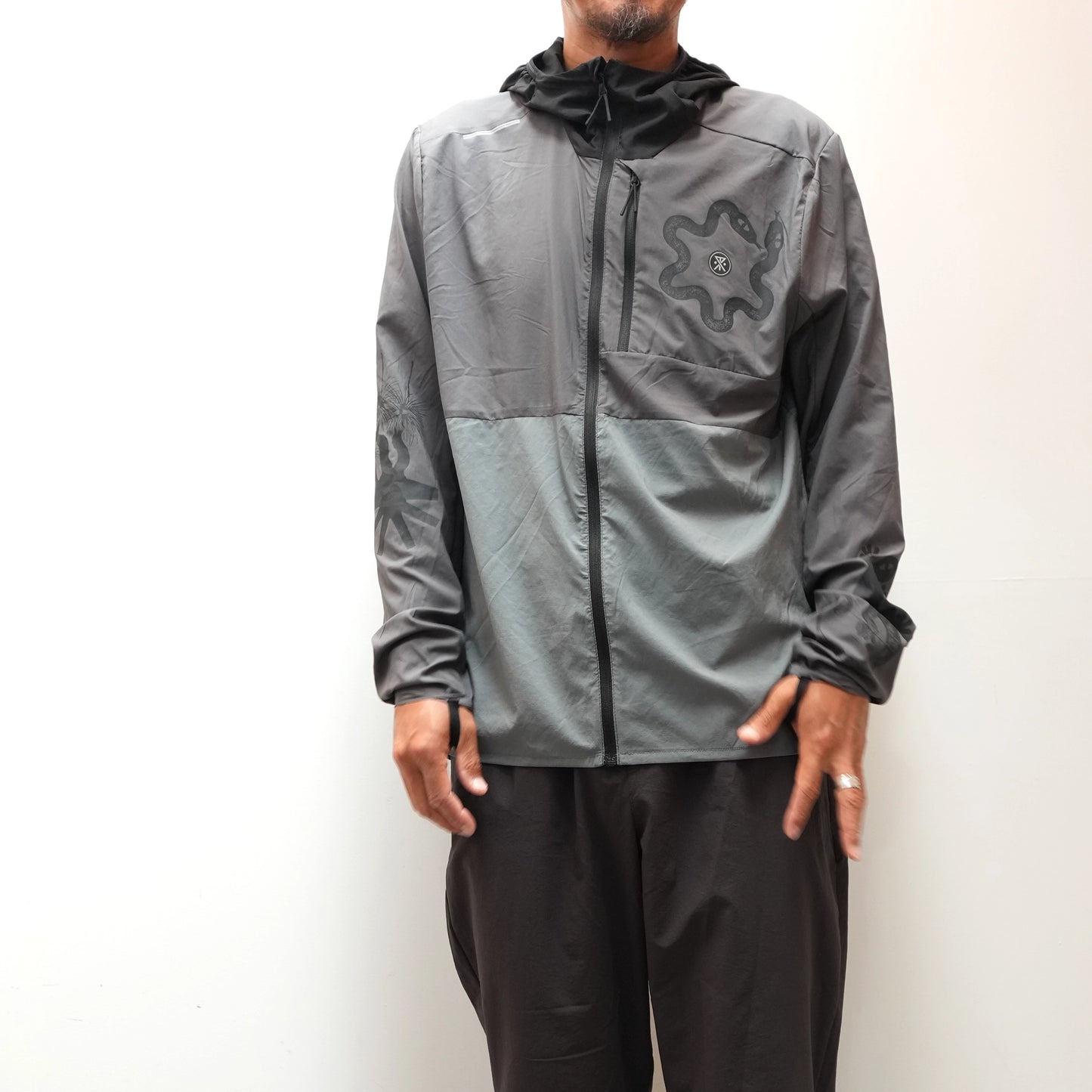【ROARK RUN AMOK】ロアークランアモック men's Secondwind 3.0 "Charcoal"