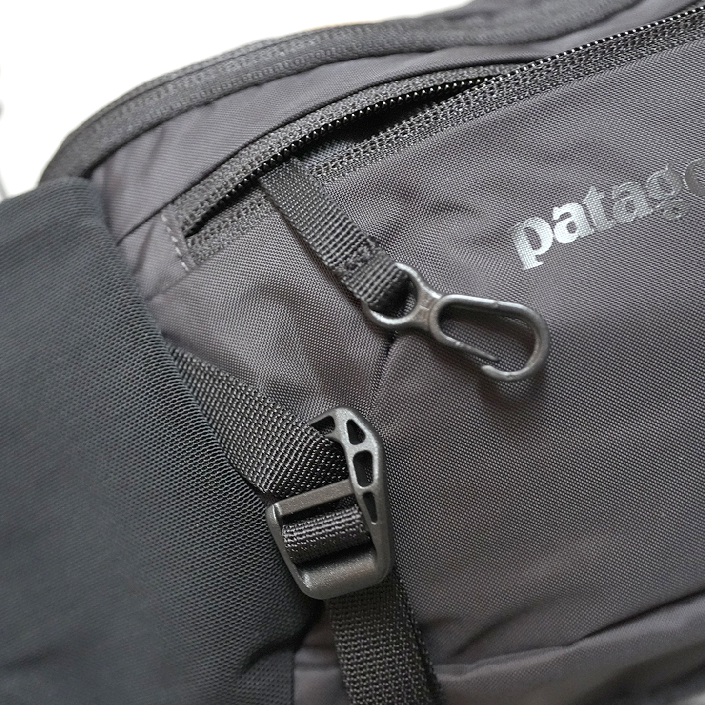 【patagonia】 パタゴニア Dirt Roamer Waist Pack ”Black”