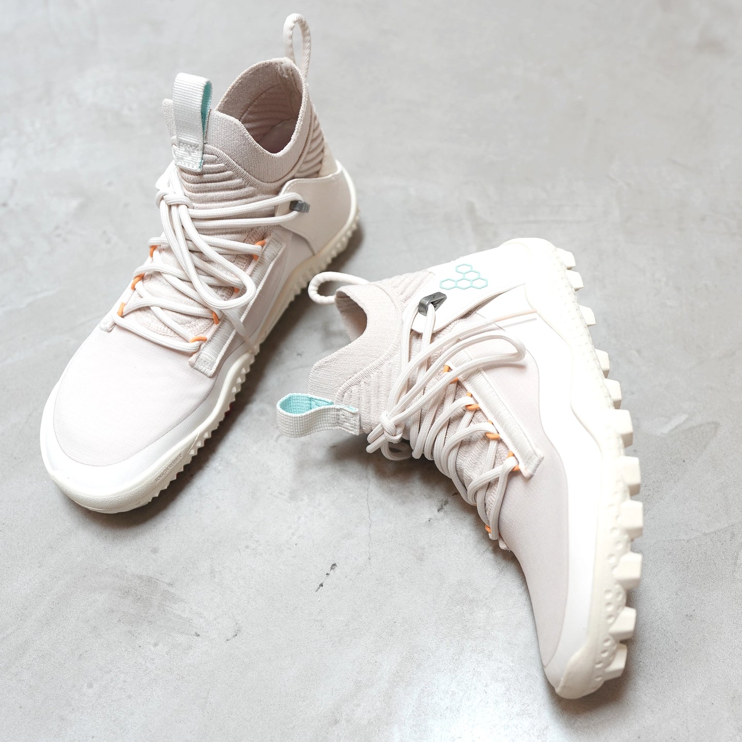 【VIVOBAREFOOT】ヴィヴォ ベアフット women's Magna Lite WR SG "2Color"