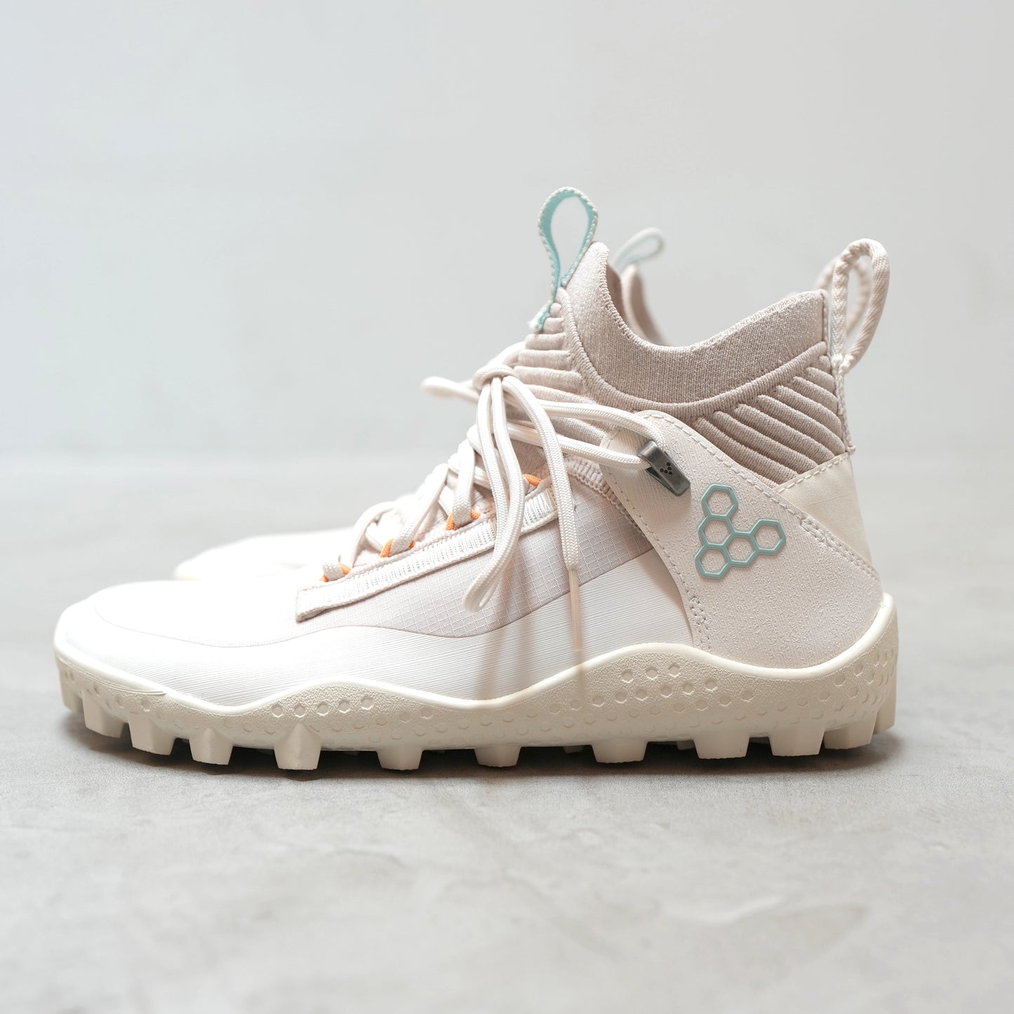 【VIVOBAREFOOT】ヴィヴォ ベアフット women's Magna Lite WR SG "2Color"