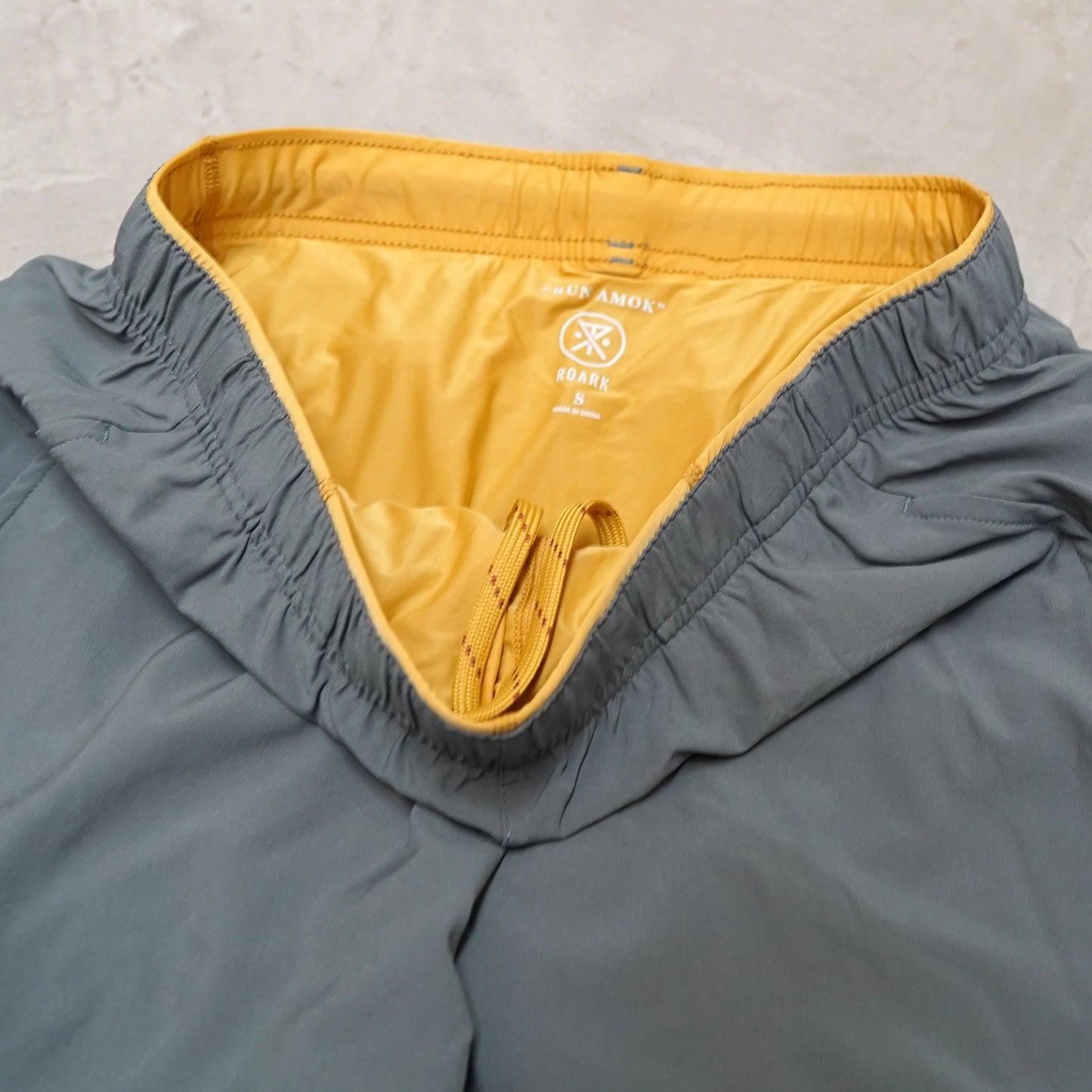 【ROARK RUN AMOK】ロアークランアモック men's Bommer 2.0 7 "Forestr" ※ネコポス可