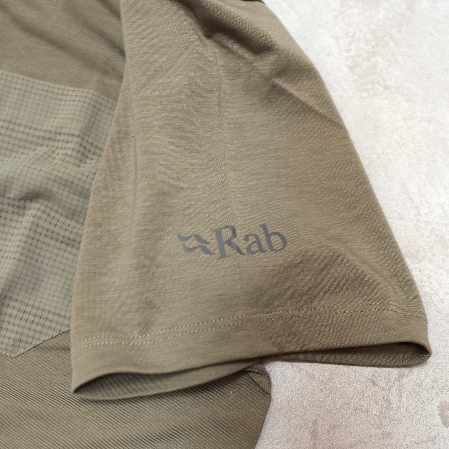 【Rab】ラブ men's Rivelin Pocket Tee "2Color" ※ネコポス可