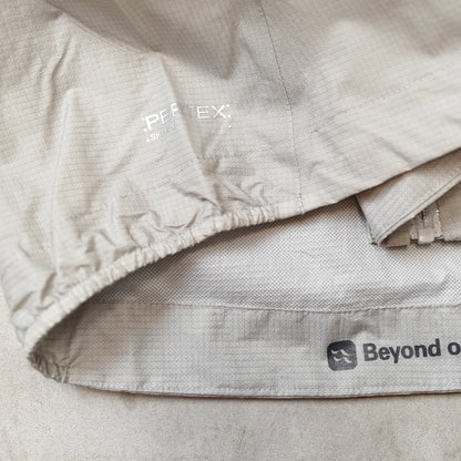 【Rab】ラブ men's Phantom Jacket "2Color"