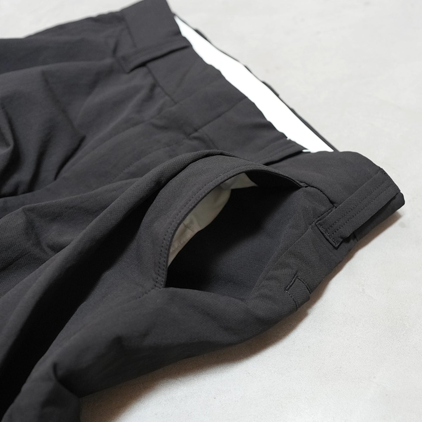 【nanamica】ナナミカ men's ALPHADRY Club Pants "Black"