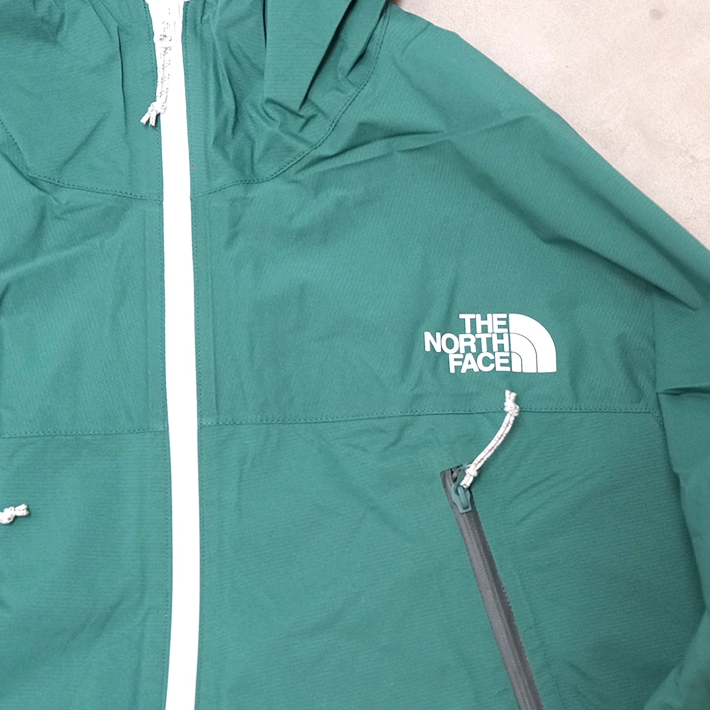 【THE NORTH FACE GAR】ザノースフェイス unisex GAR Light Rain Jacket "TNF Green"
