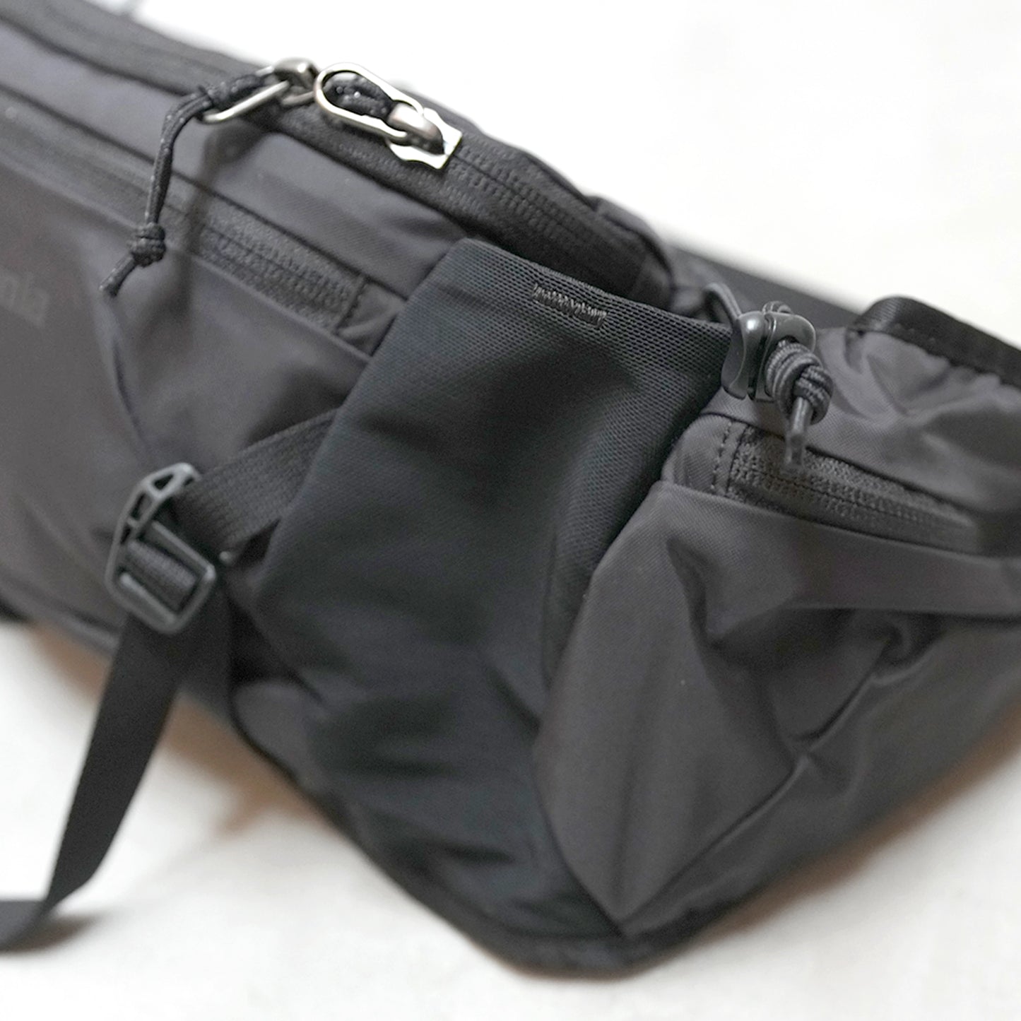 【patagonia】 パタゴニア Dirt Roamer Waist Pack ”Black”