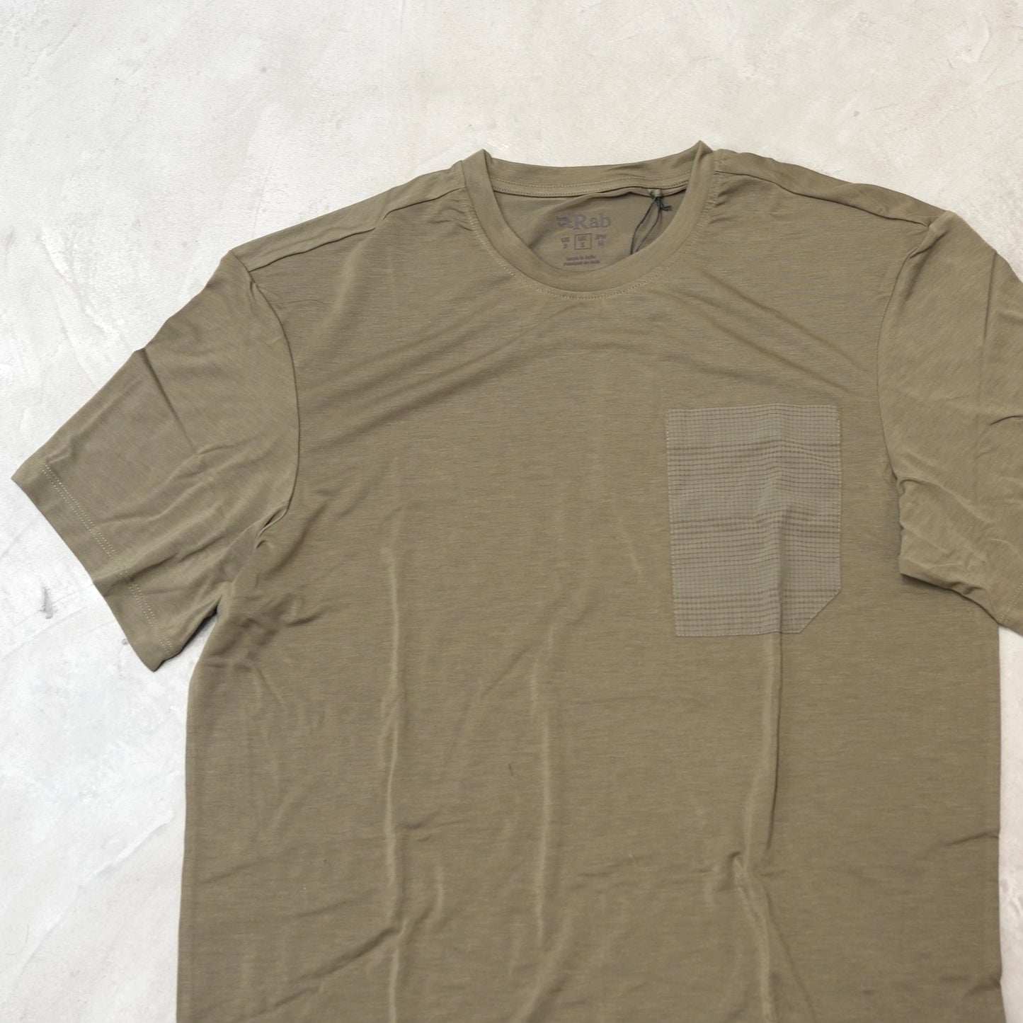【Rab】ラブ men's Rivelin Pocket Tee "2Color" ※ネコポス可