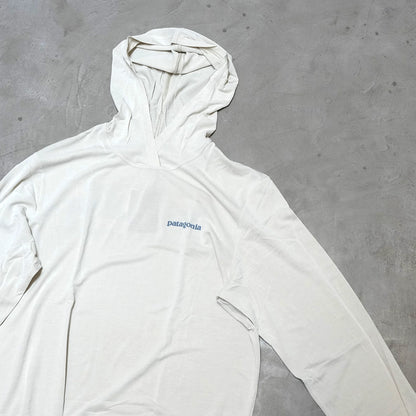 【patagonia】パタゴニア men's Capilene Cool Daily Hoody - Boardshort Logo "DYWH" ※ネコポス可