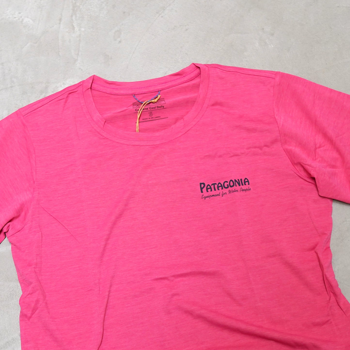 【patagonia】パタゴニア women's Capilene Cool Daily Graphic Shirt（Water） "2Color" ※ネコポス可