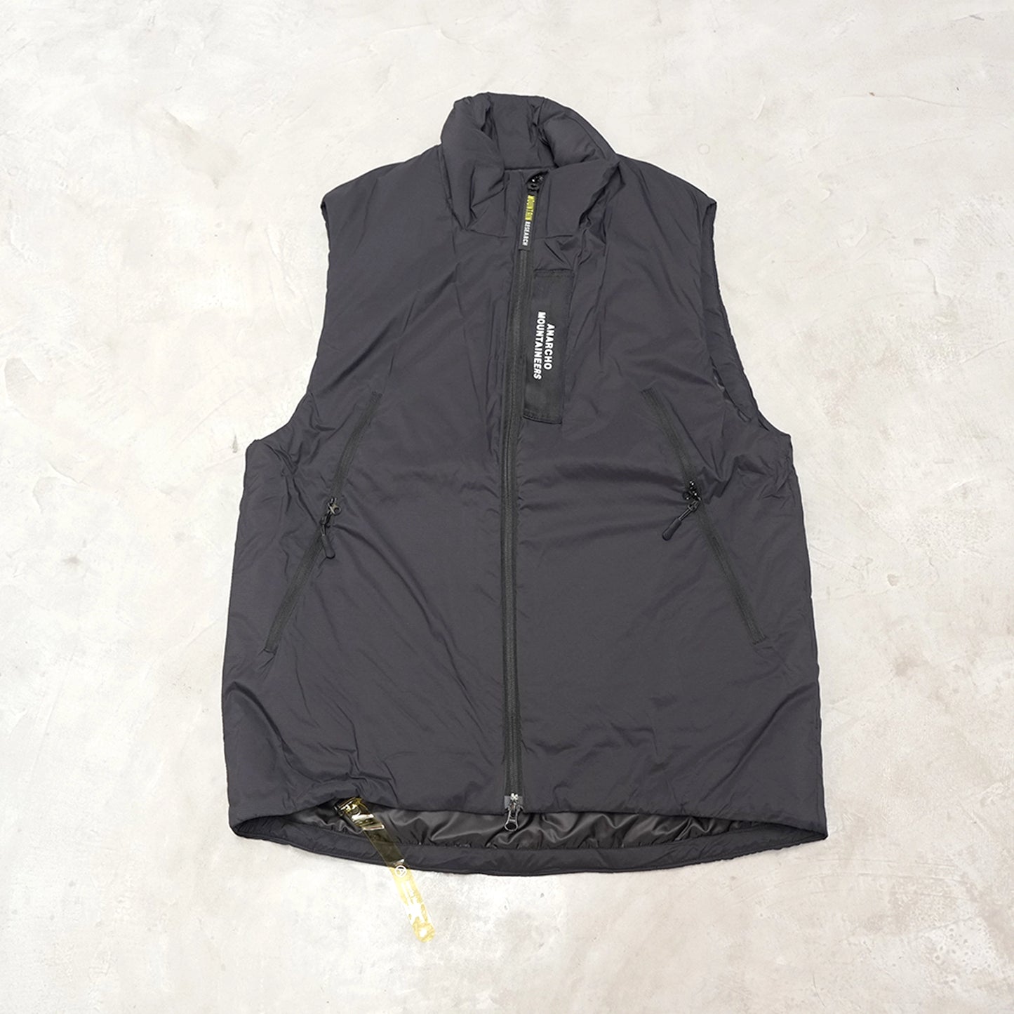【Mountain Research】マウンテンリサーチ ID Vest (Insulation) "Black"