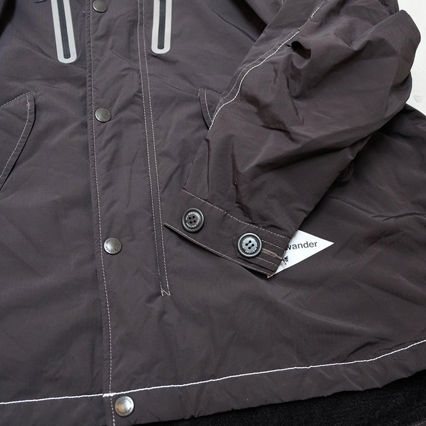 【and wander】アンドワンダー women's Fishtail Octa Coat "Black"