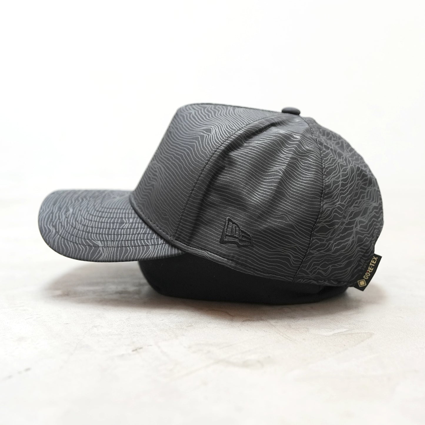 【NEW ERA OUTDOOR】ニューエラアウトドア 9FORTY A-Frame GORE-TEX 2L Topographic surface "Black"