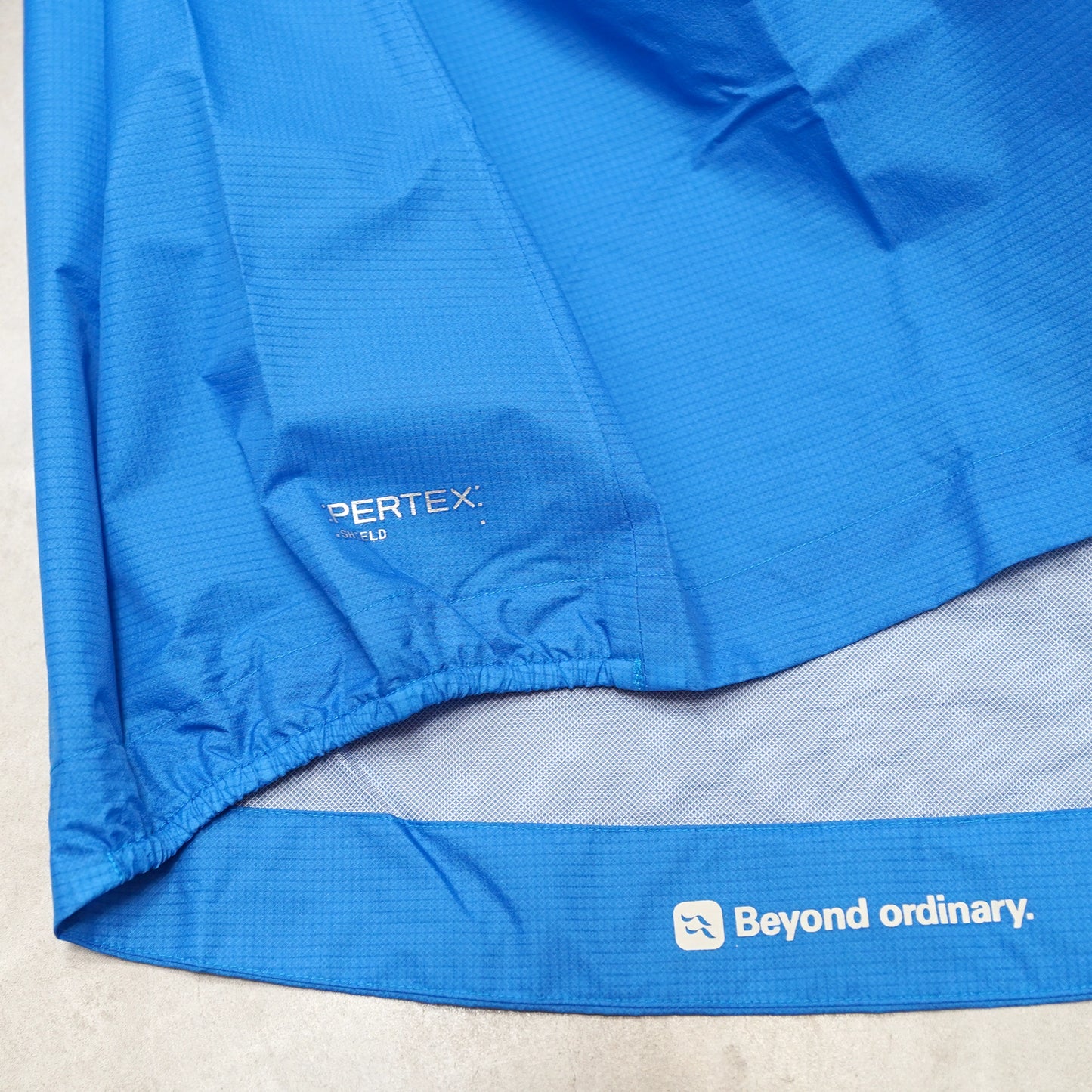 【Rab】ラブ men's Phantom Jacket "2Color"