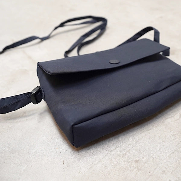 【nanamica】ナナミカ 2L PERTEX Cartridge Bag "2Color"