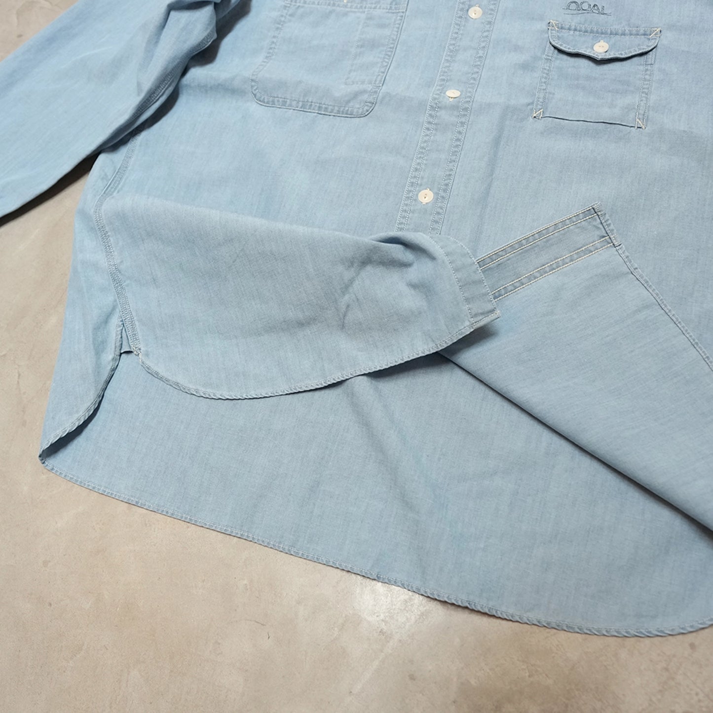 【nanamica】ナナミカ men's Regular Collar Chambray Shirt "Light Indigo"