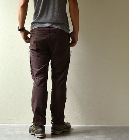 【and wander】アンドワンダー men's stretch shell pants "Brown"