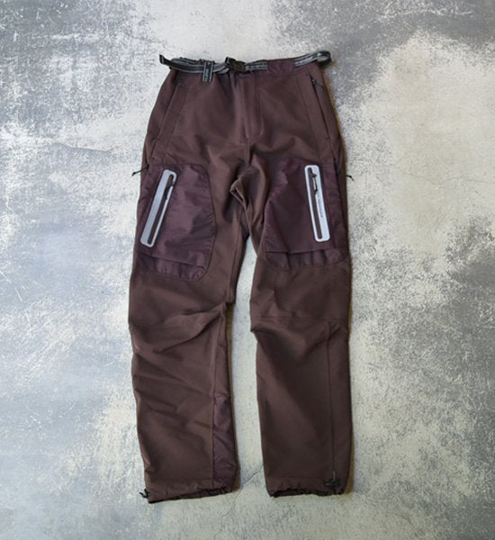 【and wander】アンドワンダー men's stretch shell pants "Brown"