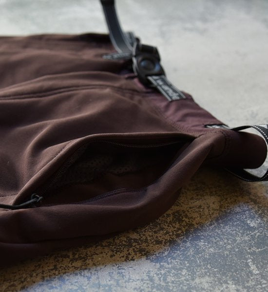 【and wander】アンドワンダー men's stretch shell pants "Brown"