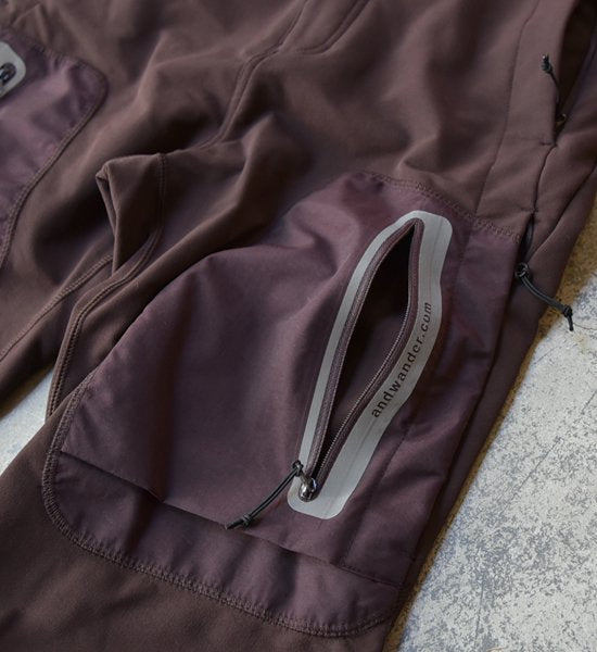 【and wander】アンドワンダー men's stretch shell pants "Brown"