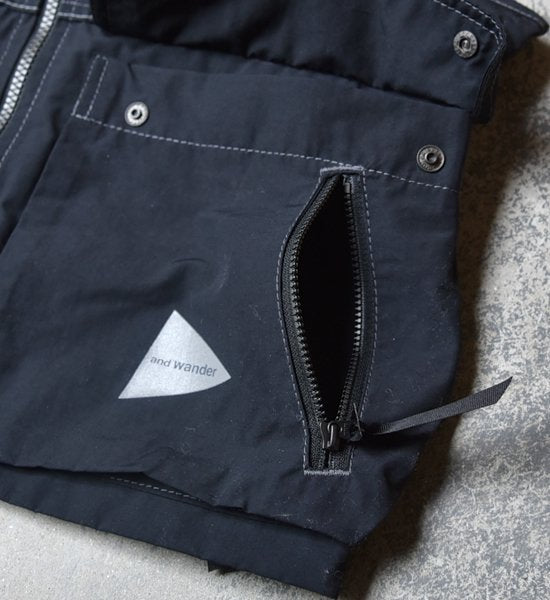 【and wander】アンドワンダー men's laser hole nylon taffeta vest "Charcoal"