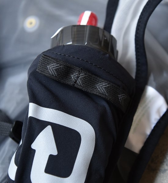 【ULTIMATE DIRECTION】アルティメイトディレクション women's HELO "Black"