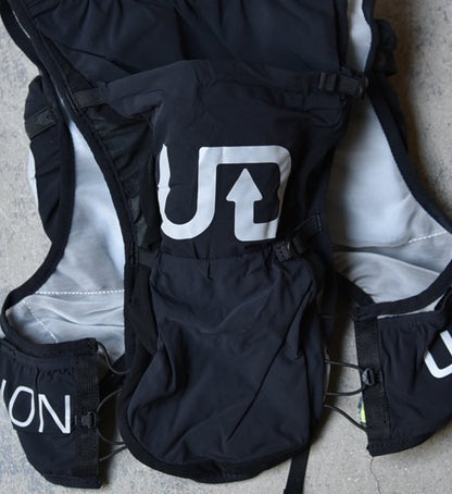 【ULTIMATE DIRECTION】アルティメイトディレクション women's HELO "Black"