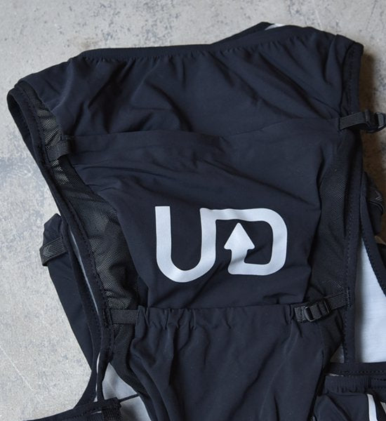 【ULTIMATE DIRECTION】アルティメイトディレクション men's HELO "Black"