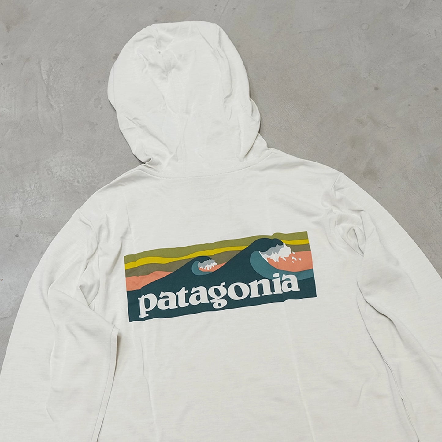 【patagonia】パタゴニア women's Capilene Cool Daily Hoody (Boardshort Logo) ※ネコポス可