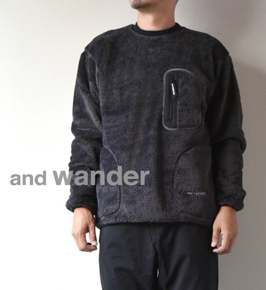 【and wander】アンドワンダー men's high loft fleece pullover ”2Color”