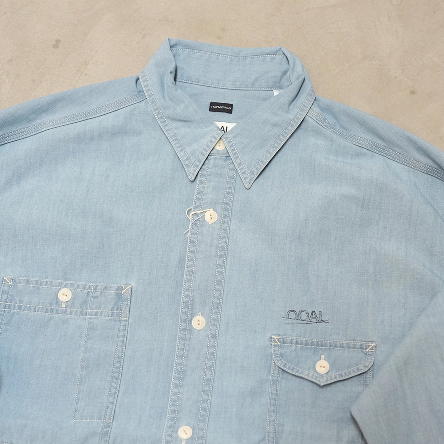 【nanamica】ナナミカ men's Regular Collar Chambray Shirt "Light Indigo"