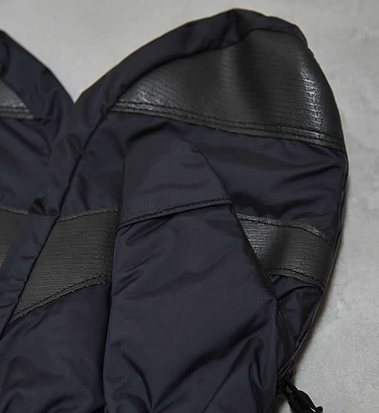 【AXESQUIN】アクシーズクイン フィンガースルーミトン "2Color"