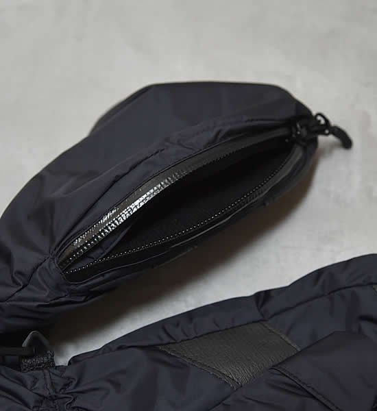 【AXESQUIN】アクシーズクイン フィンガースルーミトン "2Color"