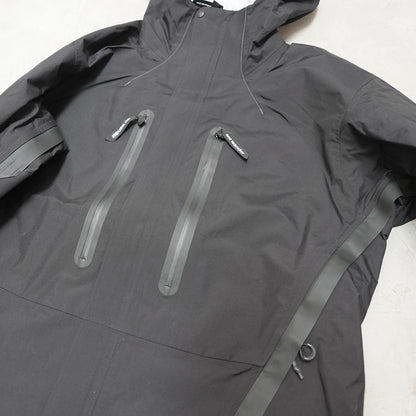 【and wander】アンドワンダー women's 2.5L hiker rain jacket "2Color"