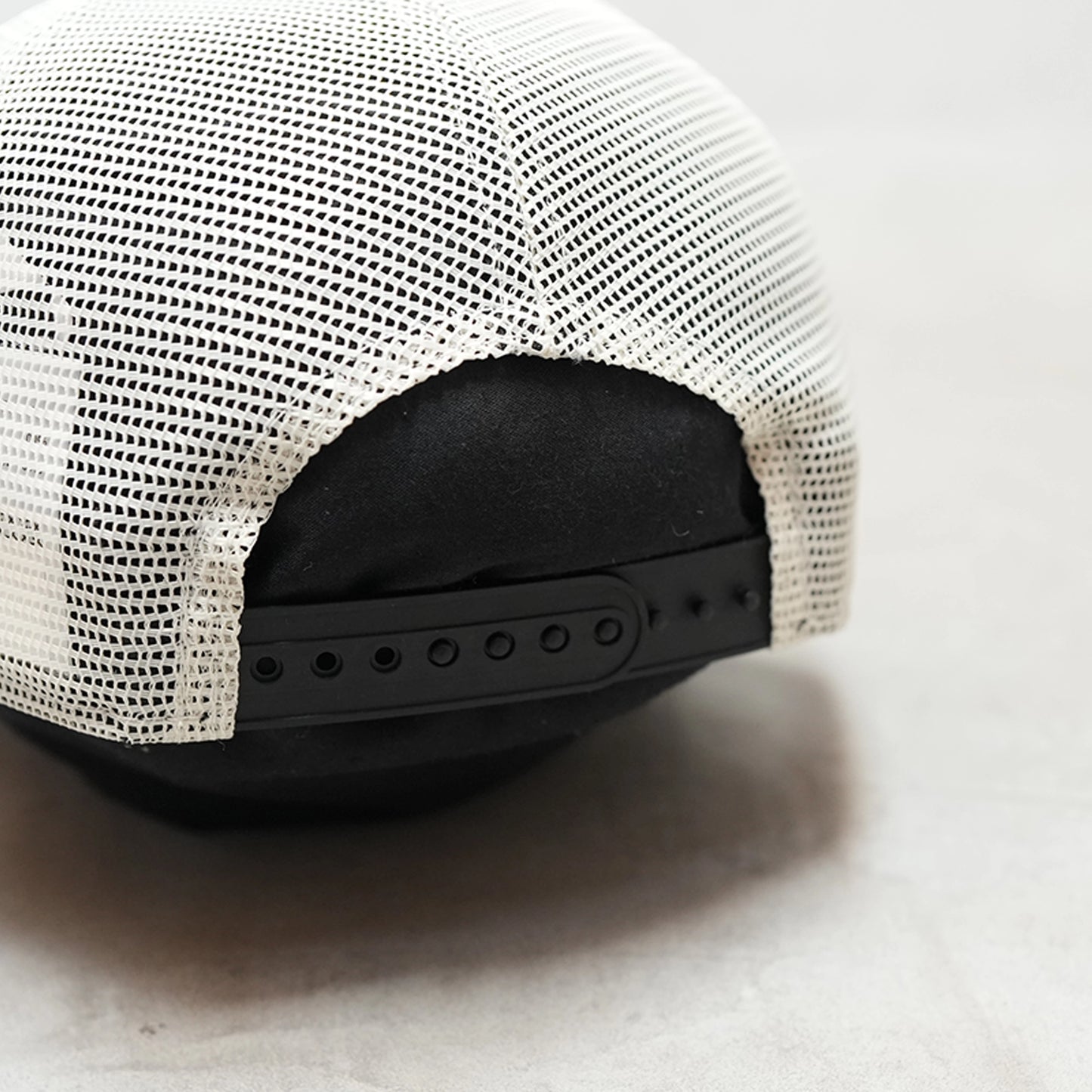 【NEW ERA】ニューエラ 9Fifty Tracker All Mesh "4Color"