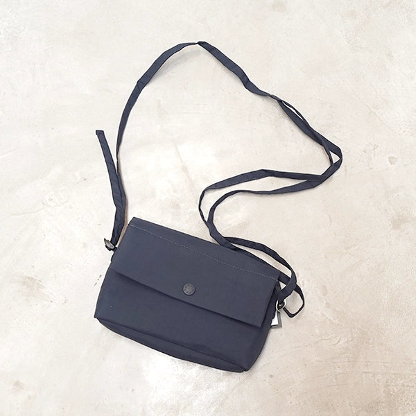 【nanamica】ナナミカ 2L PERTEX Cartridge Bag "2Color"