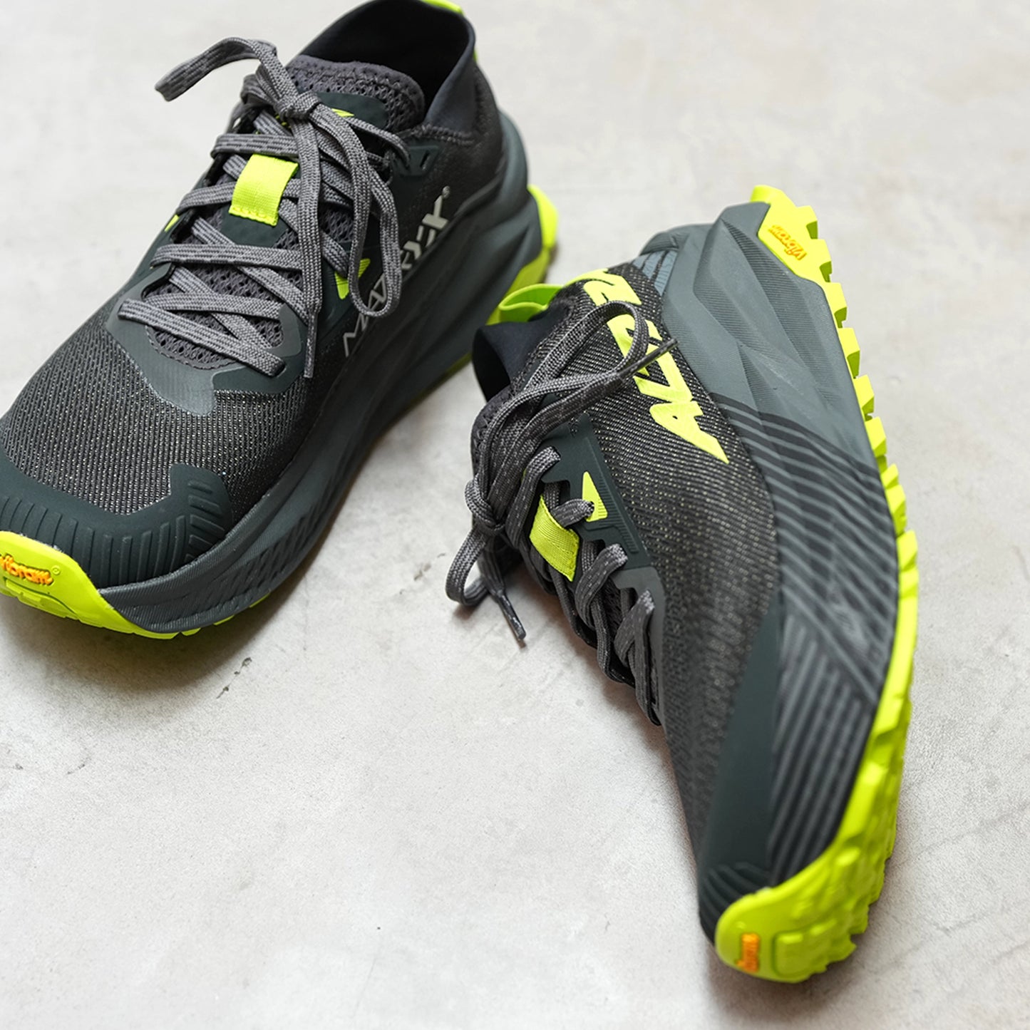 【ALTRA】アルトラ women's Olympus 275 "Black×Gray"