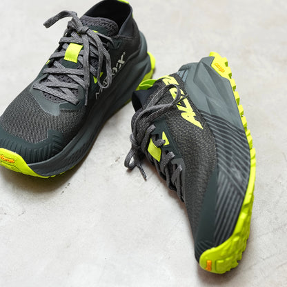 【ALTRA】アルトラ women's Olympus 275 "Black×Gray"