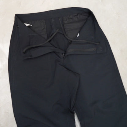 【nanamica】ナナミカ men's ALPHADRY Utility Pants "Black"