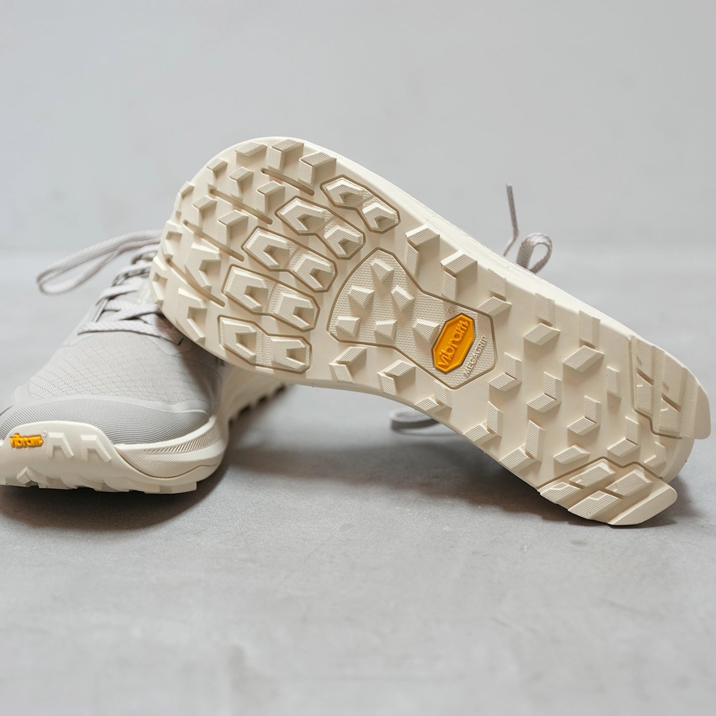 【ALTRA】アルトラ women's Lone Peak 9+ "3Color"