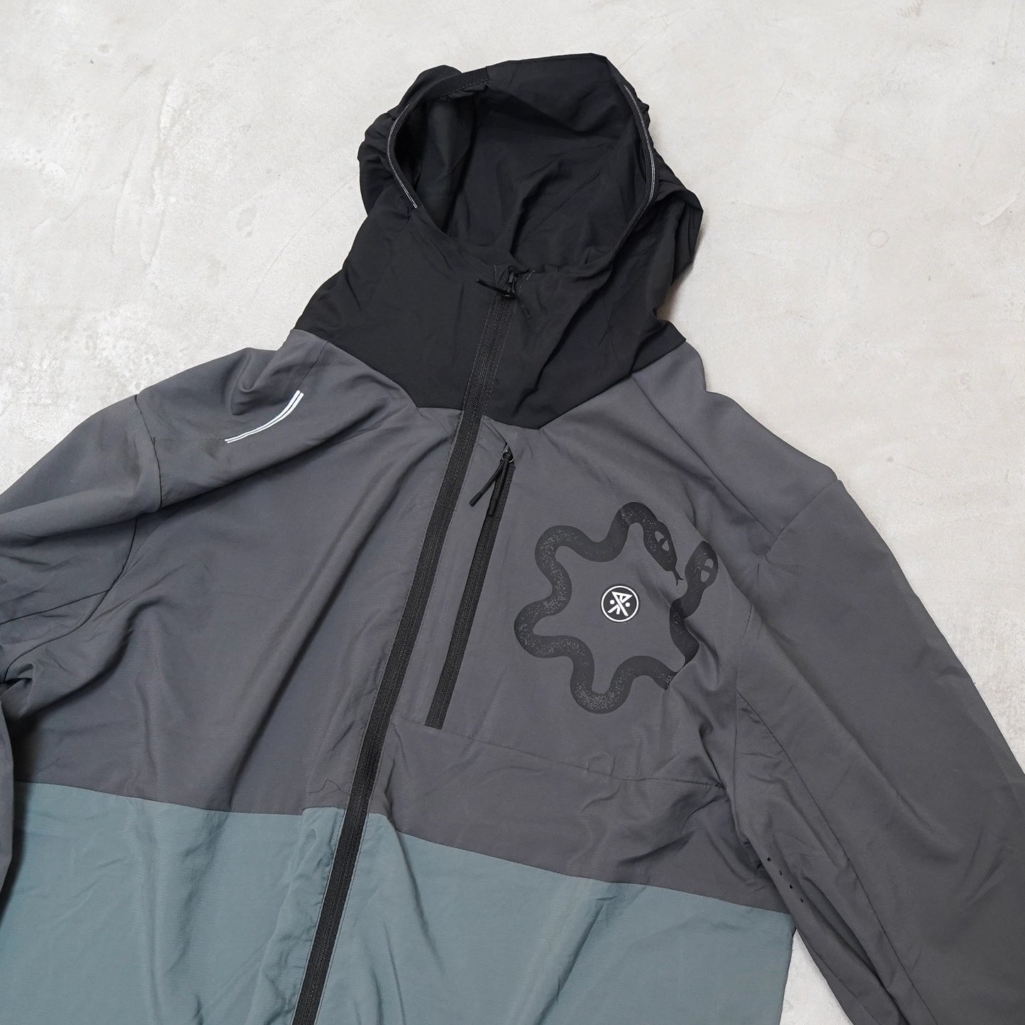 【ROARK RUN AMOK】ロアークランアモック men's Secondwind 3.0 "Charcoal"