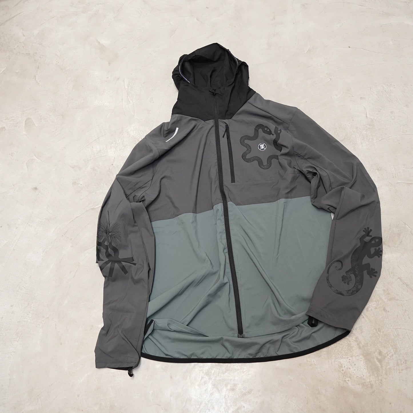 【ROARK RUN AMOK】ロアークランアモック men's Secondwind 3.0 "Charcoal"