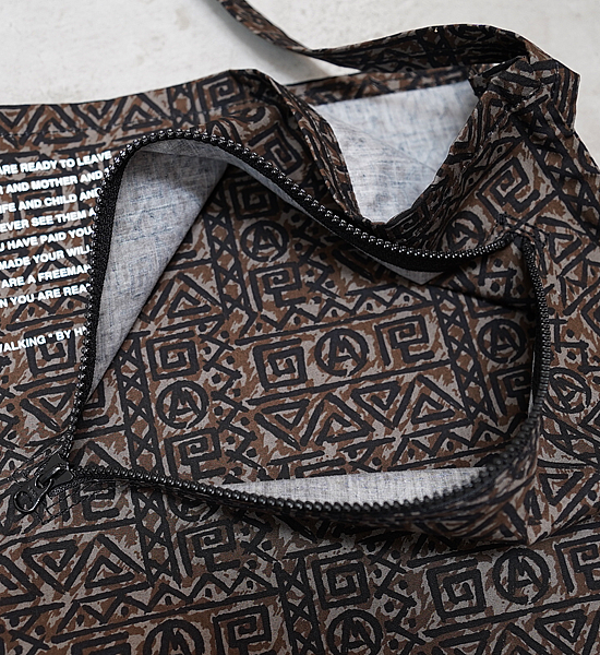 【Mountain Research】マウンテンリサーチ Batik Sacoche ”2Color”